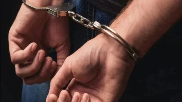 arrested 22 620x423 1