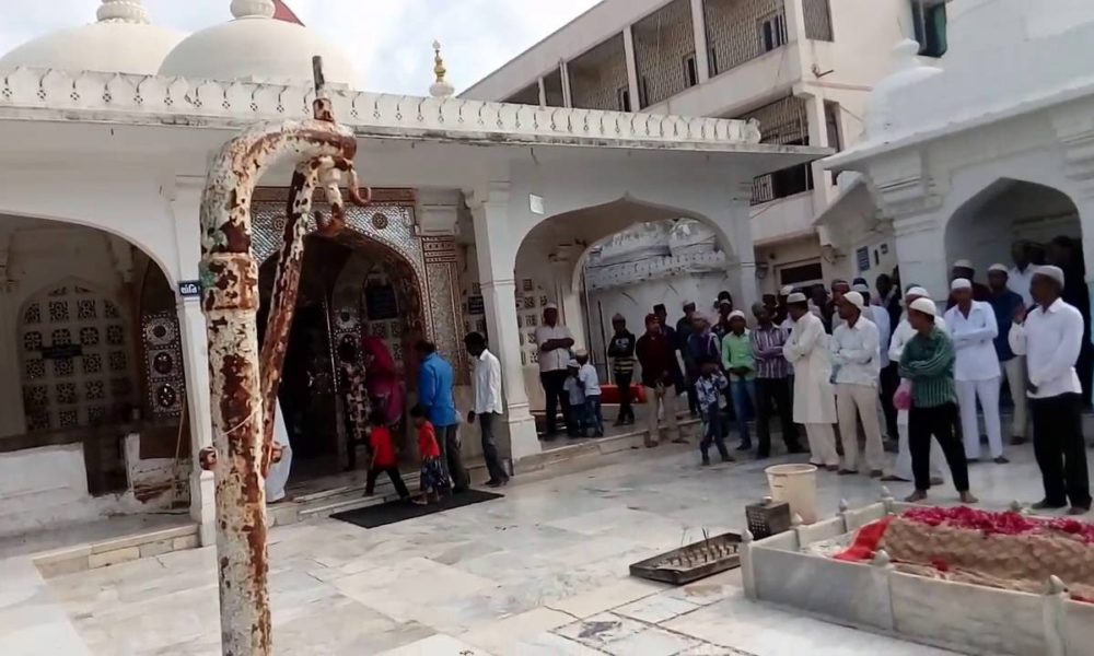 Ahmedabad: Clashes Erupt After 600-Year-Old Shrine Gets Defiled by Hindu Mob
