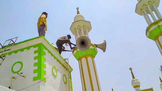 indore mosque religous places Madhya Pradesh
