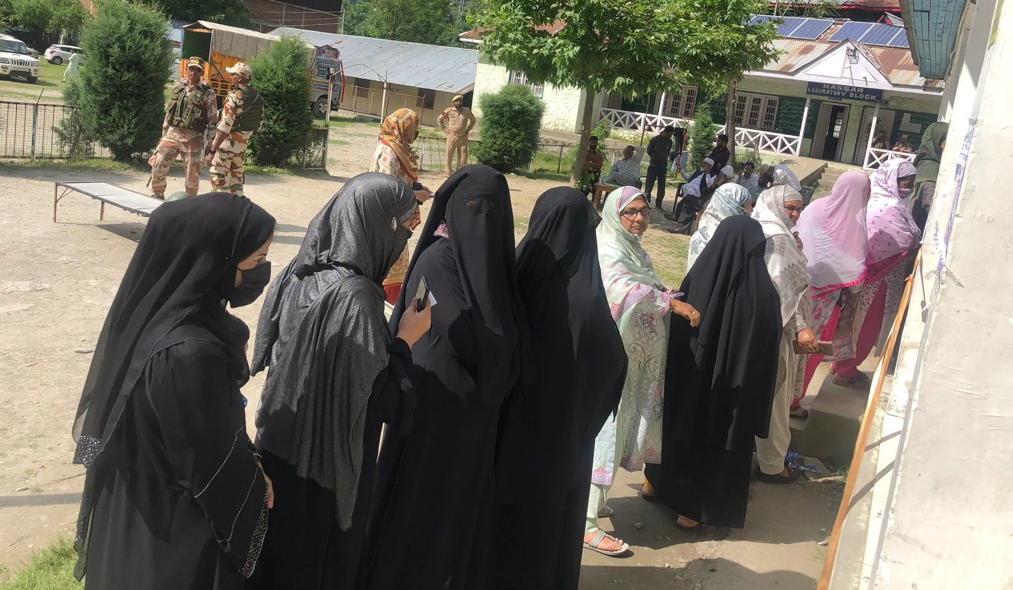voter burqa BJP