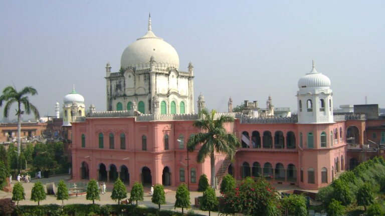 Hindu Outfit Plans Visit to Darul Uloom Deoband, Claims Shivling Exists Under Seminary