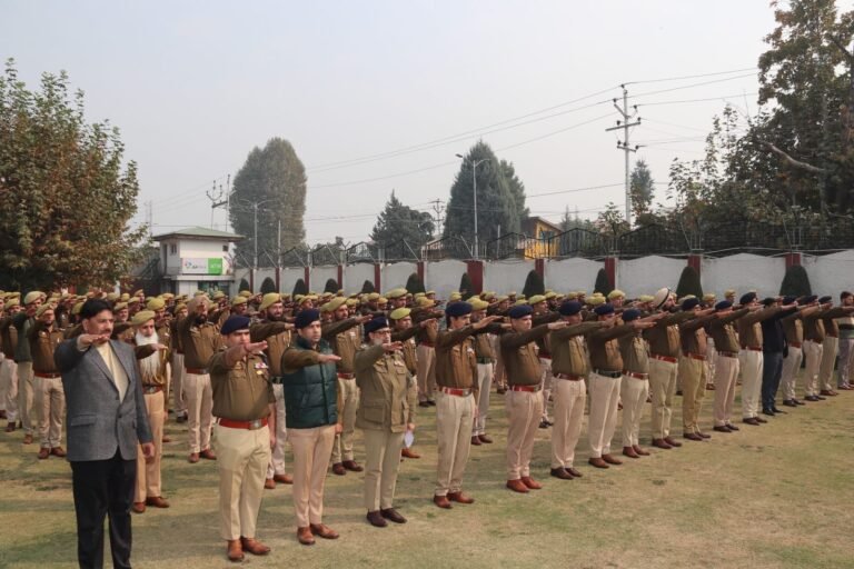 150 Bangladeshi Nationals Shifted From Jammu and Kashmir to West Bengal for Deportation: Officials