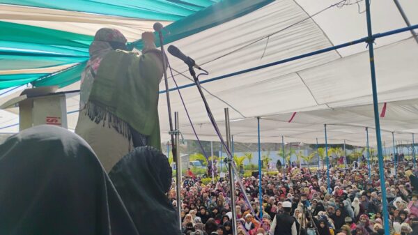 Massive Turnout at Women's Conference in Afzalgarh, Bijnor, as Muslim Leaders Lay Foundation Stone for New Girls’ Inter College