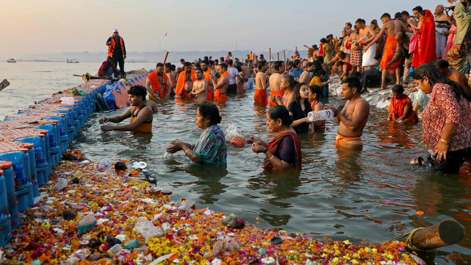 Pilgrims Report Skin Infections Post-Kumbh Mela; UP Officials Deny Water Contamination