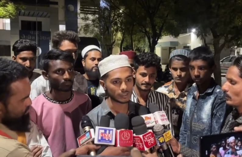 ‘Chant Jai Shri Ram or Else’: Muslims Leaving Mosque in Ahmedabad Attacked, Threatened with Knives