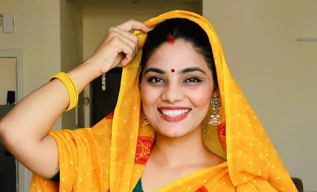 NCW Takes Suo Motu Cognisance of News Report Linking Neha Singh Rathore to Sex Racket