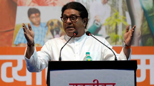 Uddhav Thackeray Raj Thackeray