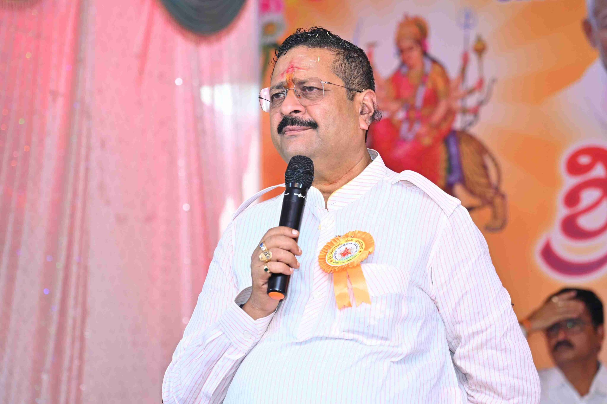 Basanagouda Patil Yatnal Hindu Muslim girls