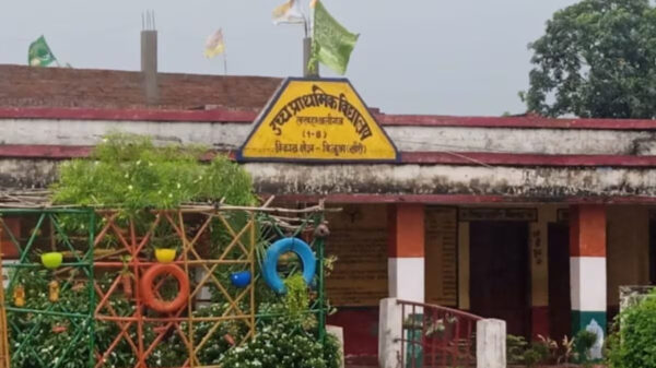 Seven Booked in UP’s Lakhimpur Kheri for Hoisting Palestinian Flag on School Building