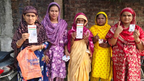 Bihar Assembly Polls Over 31% Voter Turnout by 11 AM, Officials Predict Record Participation