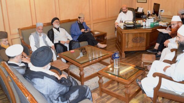 MMU Calls Vande Mataram Anniversary Order “RSS-Driven Hindutva Imposition” in Muslim-Majority Kashmir