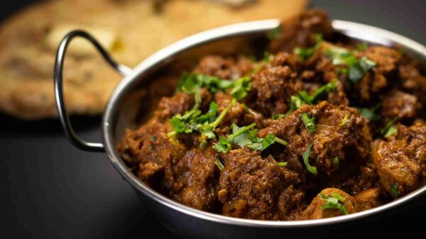 UP: Wedding Reception Turns Chaotic After Guests Object to “Beef Curry” Label in Aligarh