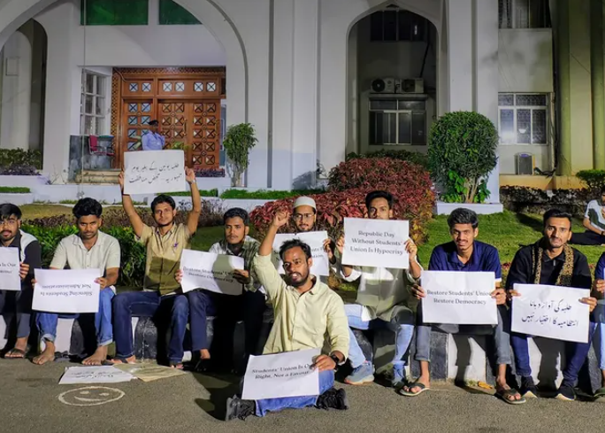 MANUU Students Protest for Restoration of Union Elections