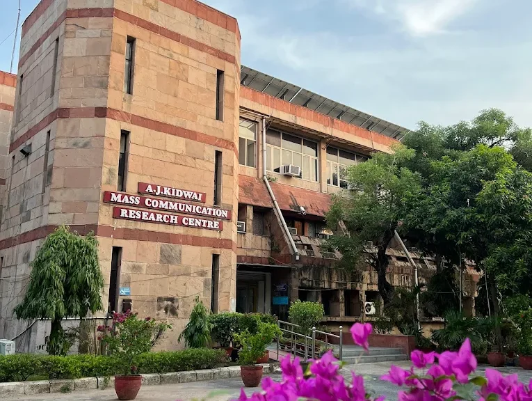 UGC-NET Qualified Muslim Scholar Moves Delhi HC Over Jamia PhD