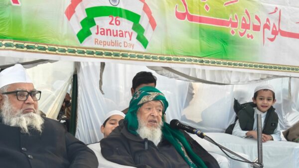 Hindus, Muslims Fought Together for Freedom and Must Unite Again, Says Arshad Madani on Republic Day 6 Arshad Madani Urges Hindu-Muslim Unity on Republic Day