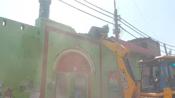 Darul Uloom Madrasa and Nearby Houses Demolished in Sambhal, Tensions Rise Among Residents 6 Darul Uloom Madrasa Demolished in Sambhal