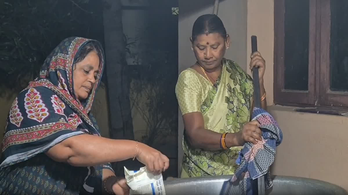 In Tiruchirappalli, Selvi Rajeshwari helps prepare pre-dawn Ramadan meals for over 100 Muslim hostel students, serving humanity across faiths.