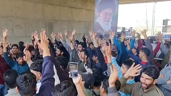 Protests in Bengaluru, Lucknow and Kashmir After Killing of Iran’s Supreme Leader Ali Khamenei in US–Israel Strike 6 Iranian Embassy in New Delhi lowers flag to half-mast as Shia community holds protests in Jammu and Kashmir, Lucknow and Bengaluru after Khamenei’s death.