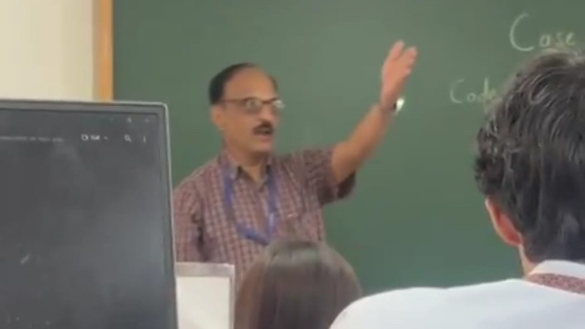 Bengaluru professor booked for allegedly calling Muslim student a “terrorist”; PES University orders probe, suspends faculty.