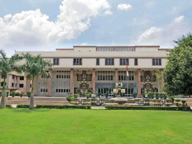 Delhi High Court directs police to ensure safety in Uttam Nagar ahead of Eid following rising communal tensions after the Holi killing of a 26-year-old man.