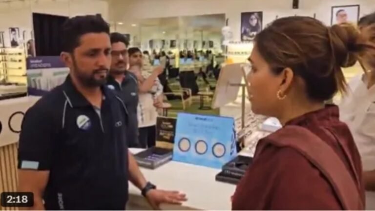 Mumbai: BJP’s Nazia Elahi Khan Enters Lenskart Store, Applies Tilak on Staff; Manager Mohsin Khan Targeted with Slurs