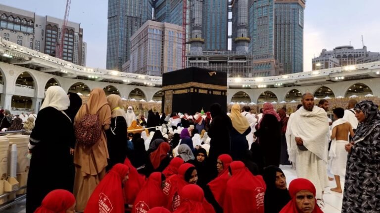 Hajj Airfare Hike Row: Congress Slams Govt, Centre Defends Rs 10,000 Increase for Pilgrims