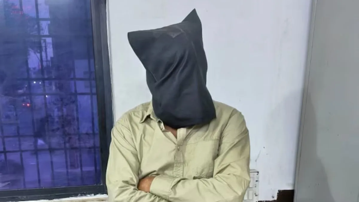 Gujarat Horror: Father 'Allowed' Landlord to Repeatedly Rape Wife, 13-Year-Old Daughter to Clear Rs 2,000 Rent Dues
