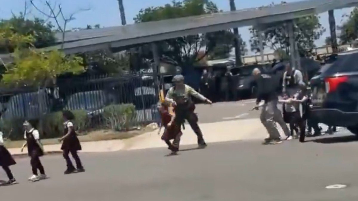 San Diego Mosque Shooting: 3 Killed in Suspected Hate Crime After Teen Gunmen Attack Islamic Center