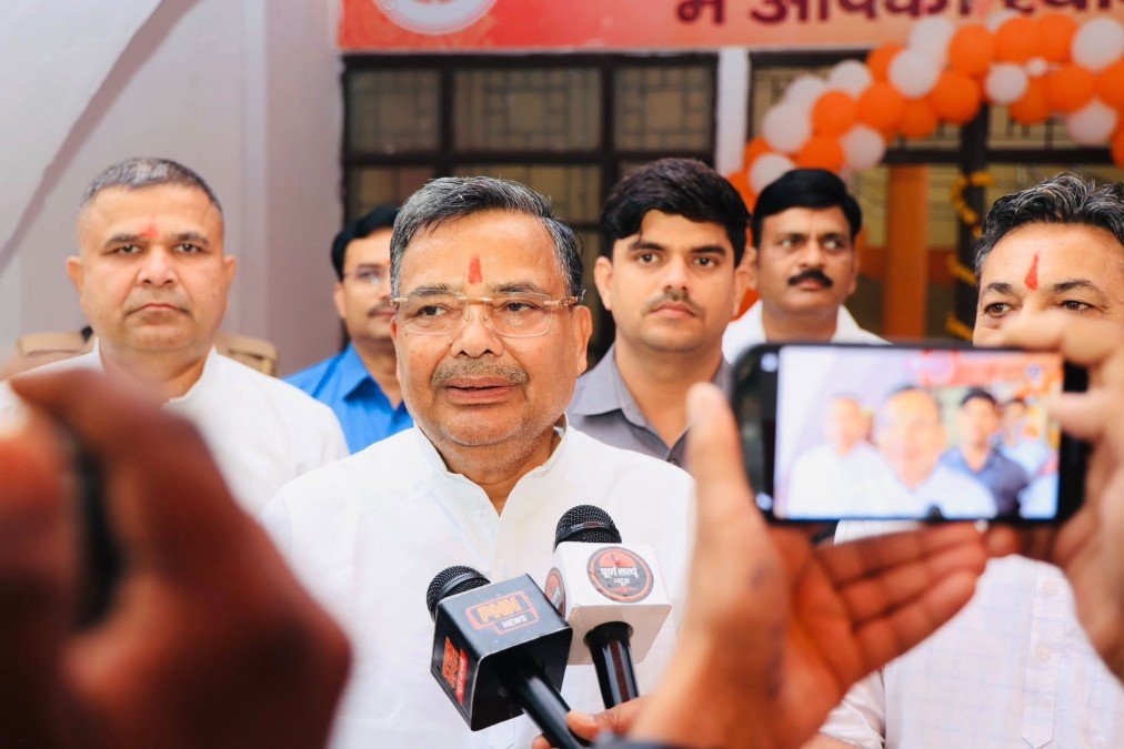 ‘4 AM Is Time for Sleep, Disturbed by Azaan’: UP Minister Jaiveer Singh Sparks Row Over Mosque Loudspeakers