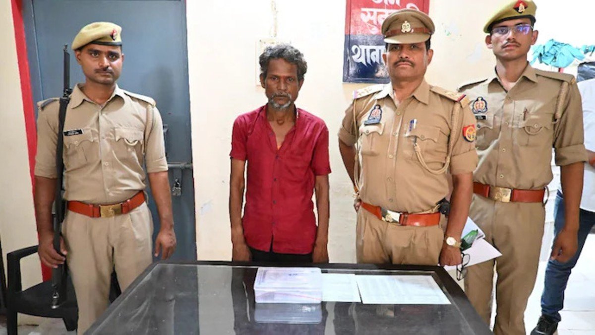 19-Year-Old Woman Stabbed to Death by Father Inside UP Police Station After She Refuses to End Inter-Caste Marriage