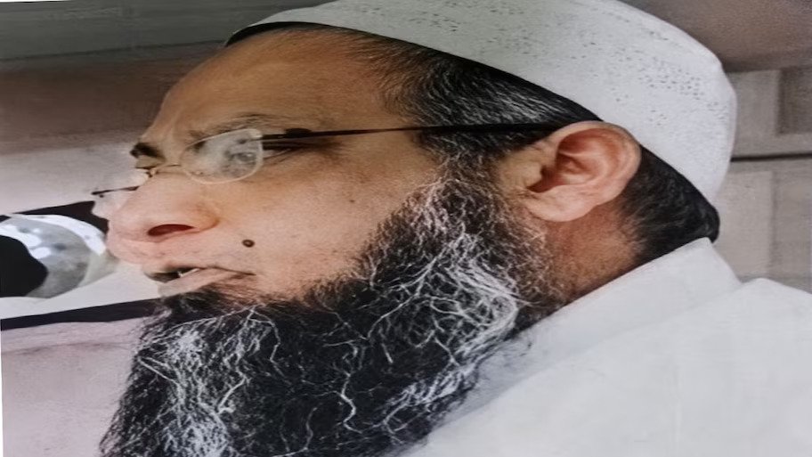 UP Court Grants Bail to Qari Hifz-ur-Rehman, Son in Religious Conversion Case, Stays Arrest