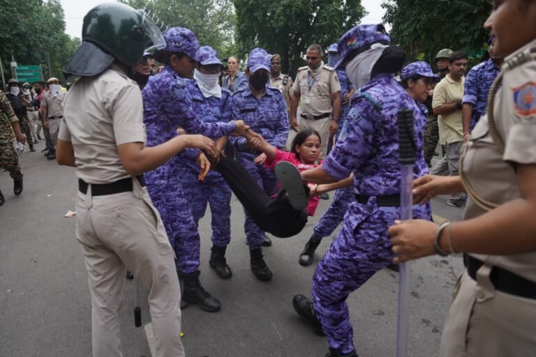 Thousands March in Delhi as CJP Protest Over NEET Leak Turns Violent; Police Use Tear Gas, Lathis