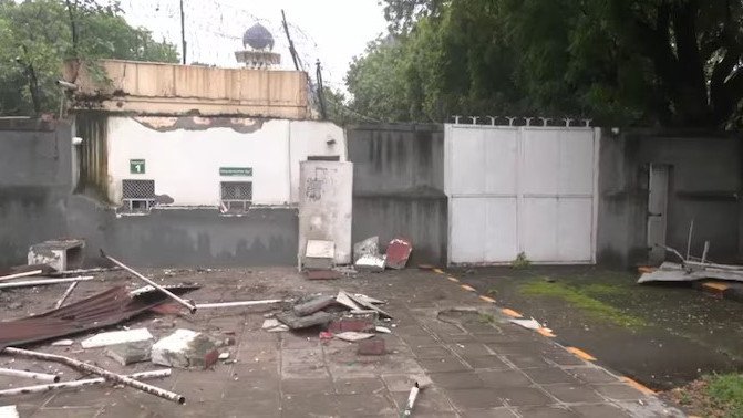 Delhi: Structures, Barricades Outside Pakistan High Commission Demolished Over Boundary Violation