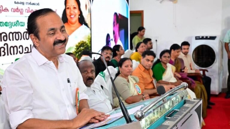 Kerala Govt Doesn’t Play Vande Mataram at Independence Day Event, BJP Alleges Muslim League Influence