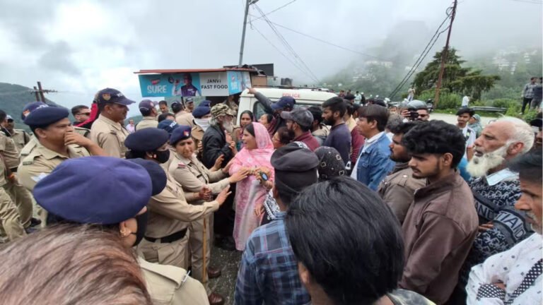 Mussoorie Tense as Authorities Demolish Janaza Namaz Site at 200-Year-Old Muslim Cemetery