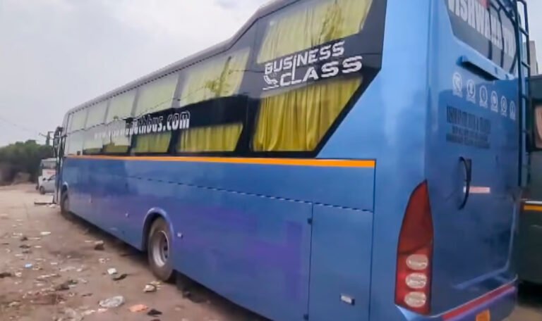 16-Year-Old UP Student Allegedly Gang-Raped Inside Sleeper Bus After Seeking Help in Rain; Driver Kuldeep, Conductor Sandeep Arrested