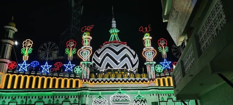 Bareilly’s Islamic Religious Event Drops Meat From Menu, Changes Dates Due to Kanwar Yatra