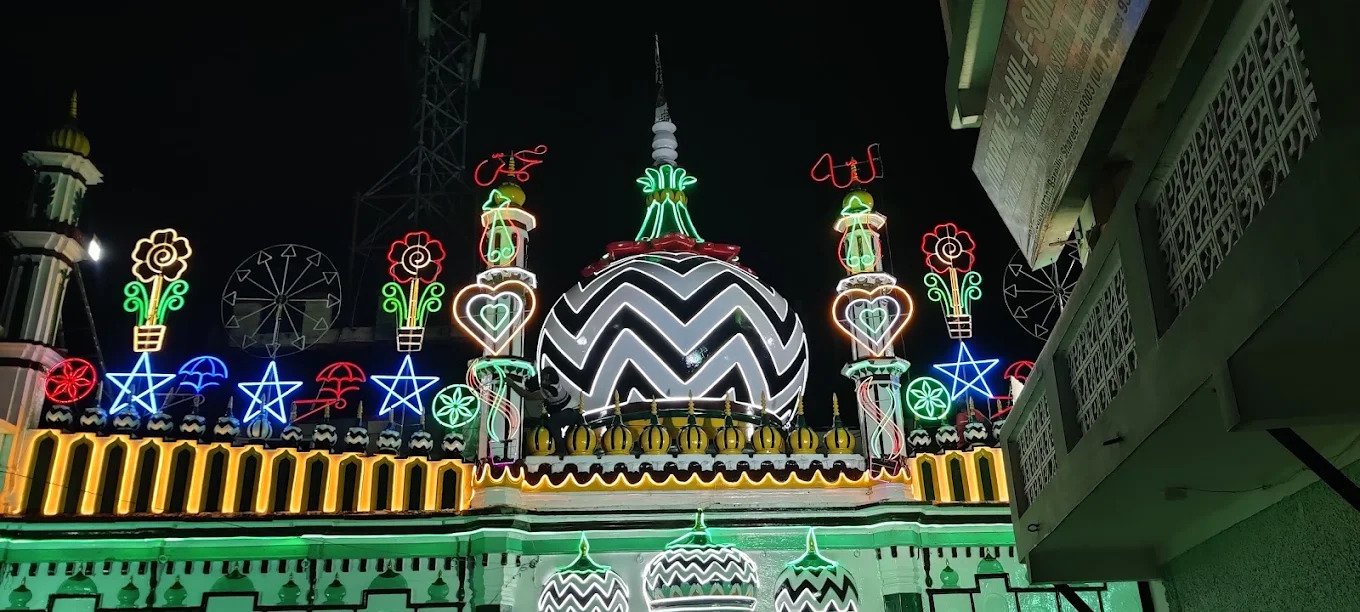 Bareilly's Islamic Religious Event Drops Meat From Menu, Changes Dates Due to Kanwar Yatra
