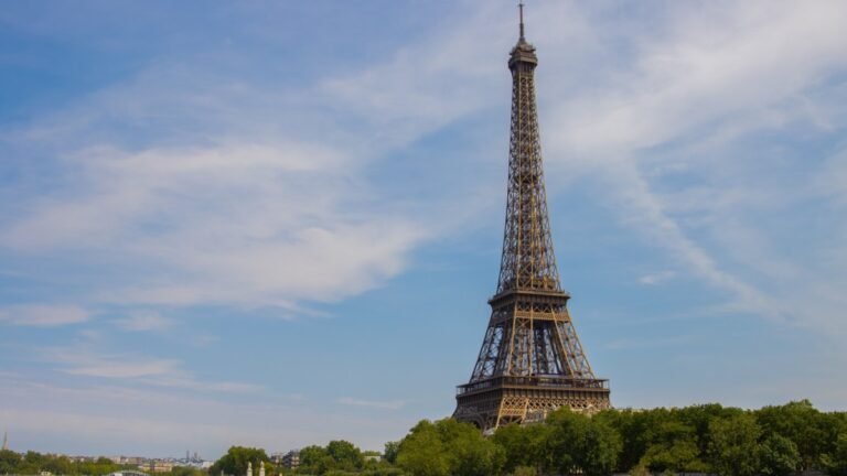 ‘Women Were Asked to Leave’: Eiffel Tower Staff Strike Over Hindu Group’s Visit, Operator Apologises
