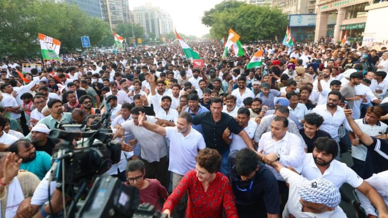 Rahul Gandhi, INDIA Bloc Leaders Reach Supreme Court After Police Stop Protest March