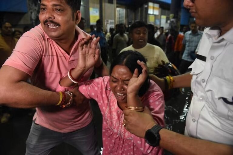 At Least 19 Dead in Stampede-Like Incident at North Kolkata Durga Puja Pandal