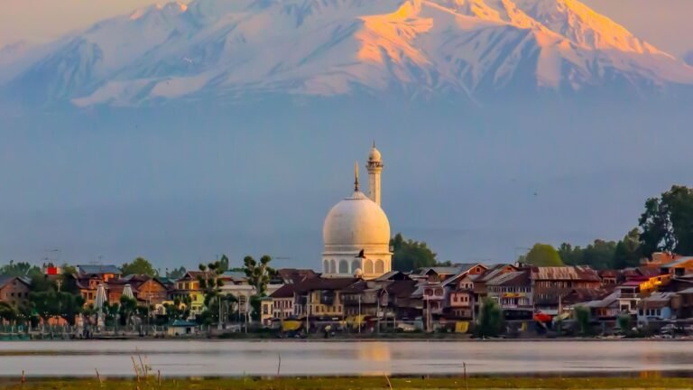 Kashmir’s Friday Khutbah Under Scrutiny: Who Gets to Decide What Imams Preach?
