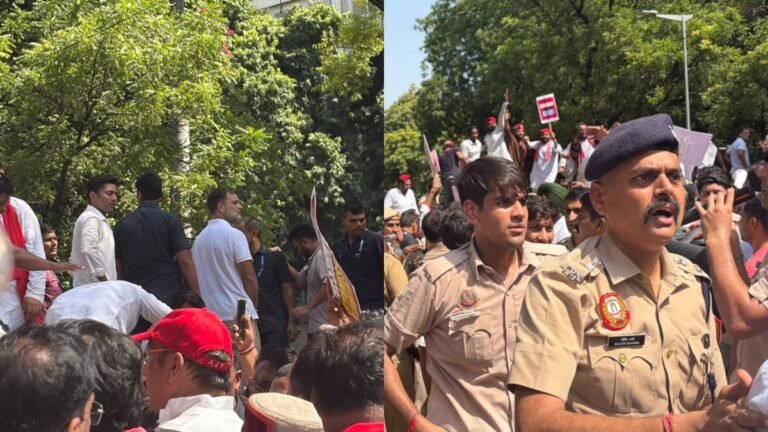 Opposition March to ECI: Rahul, Priyanka Gandhi Enter Akashvani Bhawan as Police Detain MPs