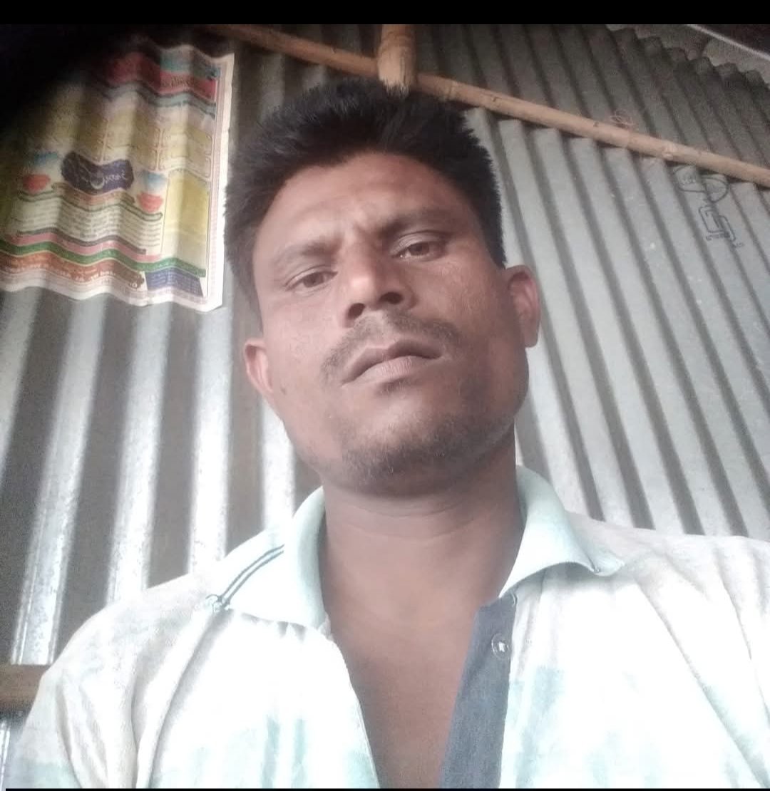 "He Called Us From Bangladesh": Uttar Dinajpur Family Alleges Abdul Rahim Was Detained and Pushed Back Into Bangladesh