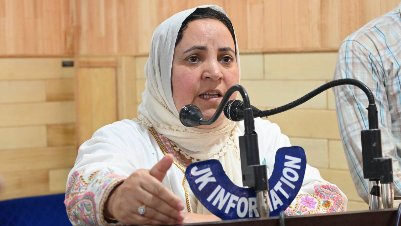 Ambulances Stranded, Students Miss Classes During Military Convoy Movement: J&K Minister Sakina Itoo